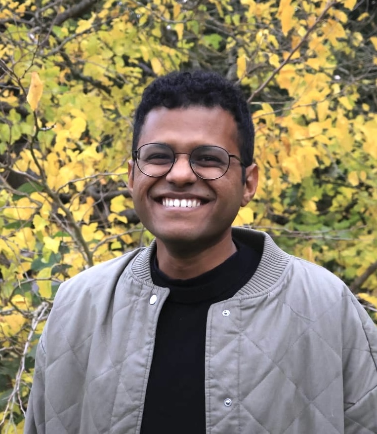 Shreyas Prakash headshot